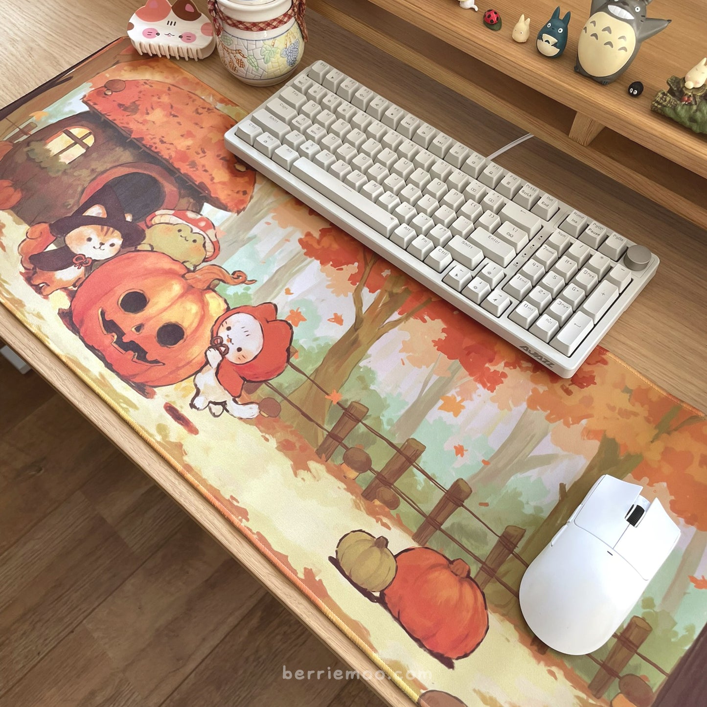 Pumpkin Picking - Deskmat