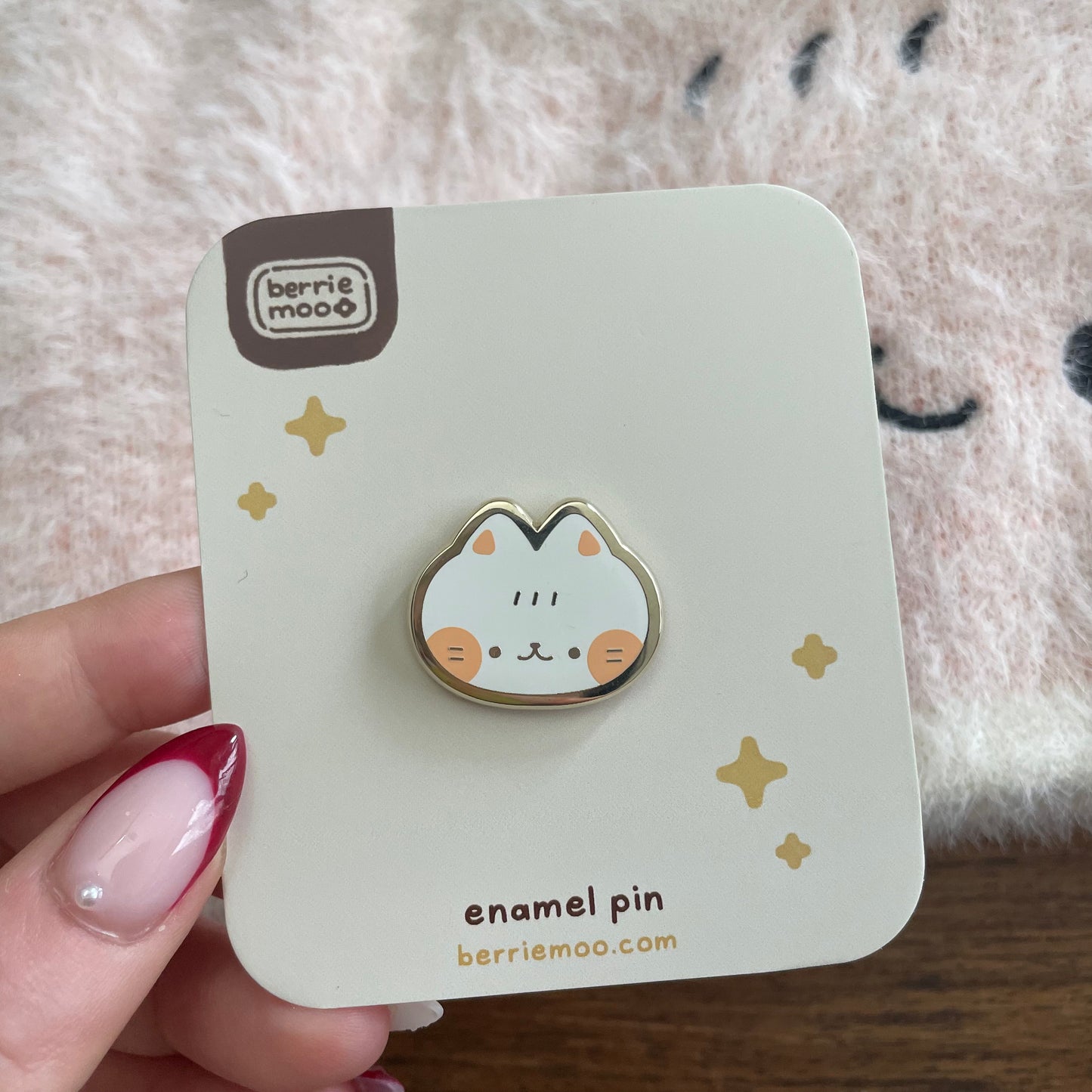 Mini Catto - Enamel Pins