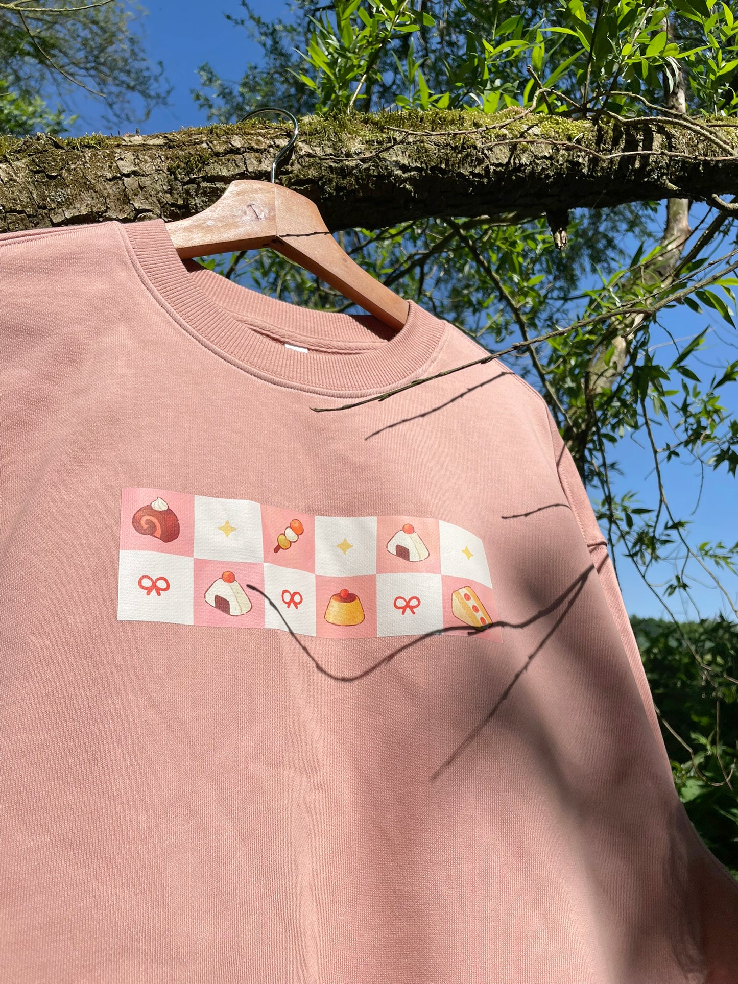 Sakura Picnic - Sweater