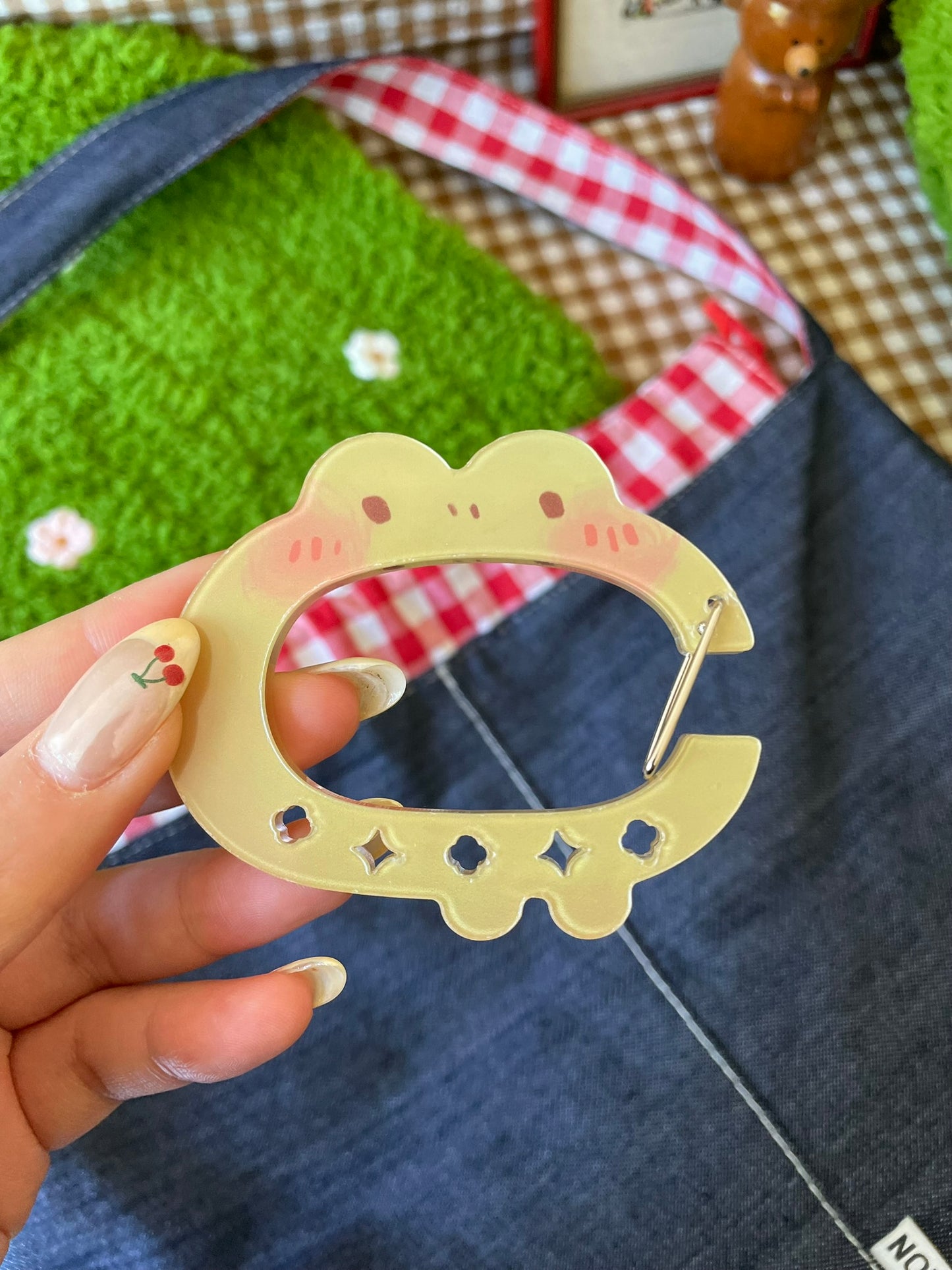 Cutie Carabiners