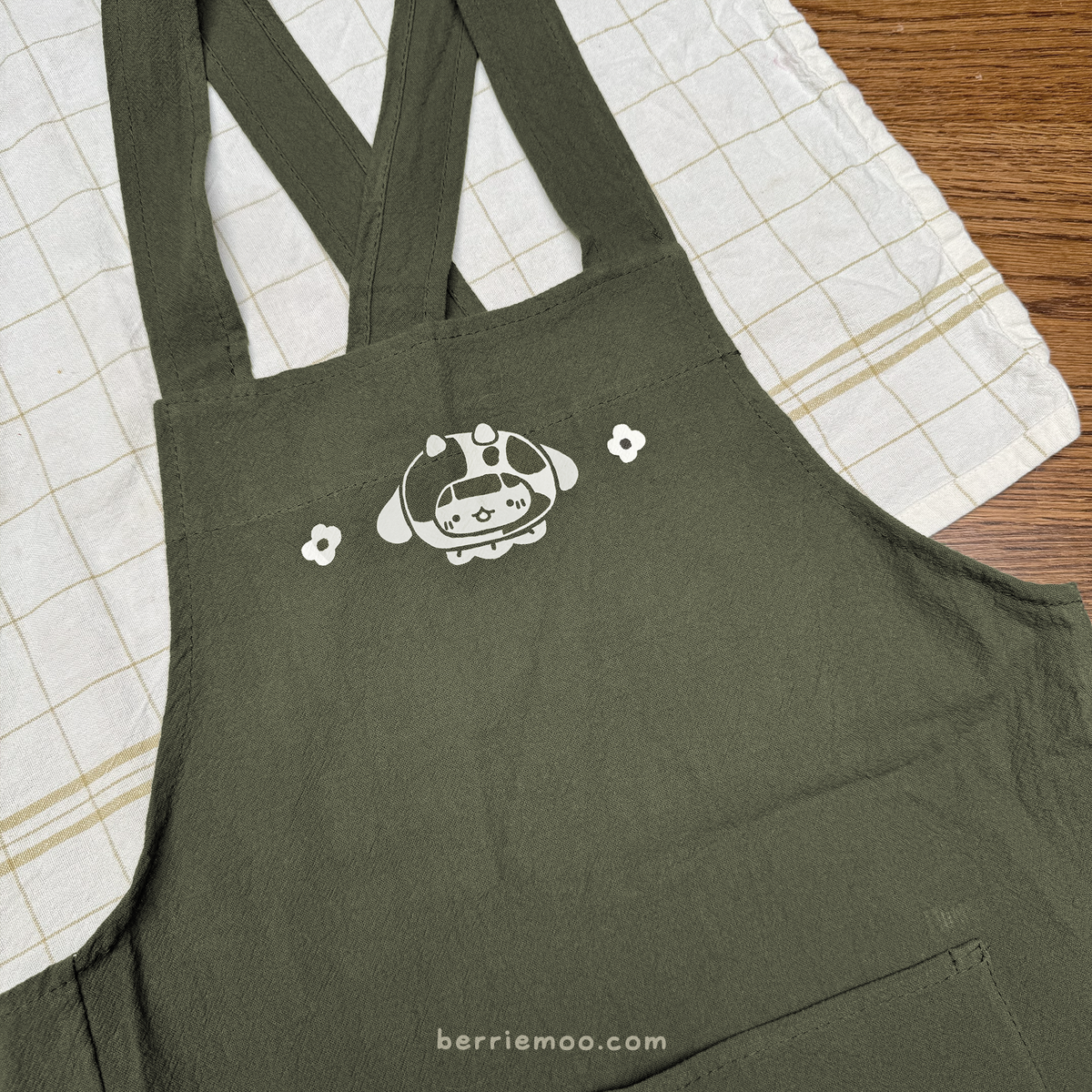 Moochi - Crossback Apron
