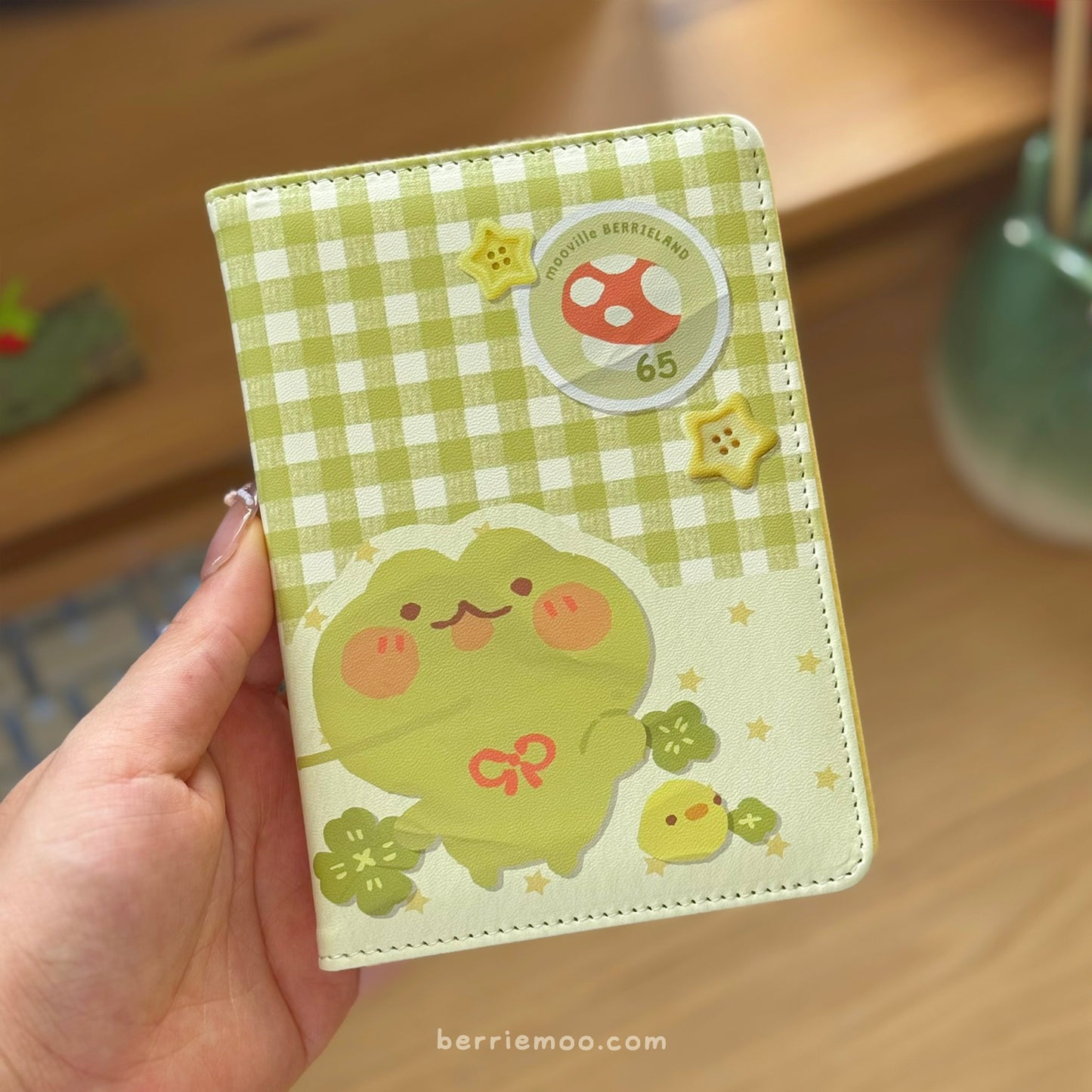 Clover Pogo - Passport Cover