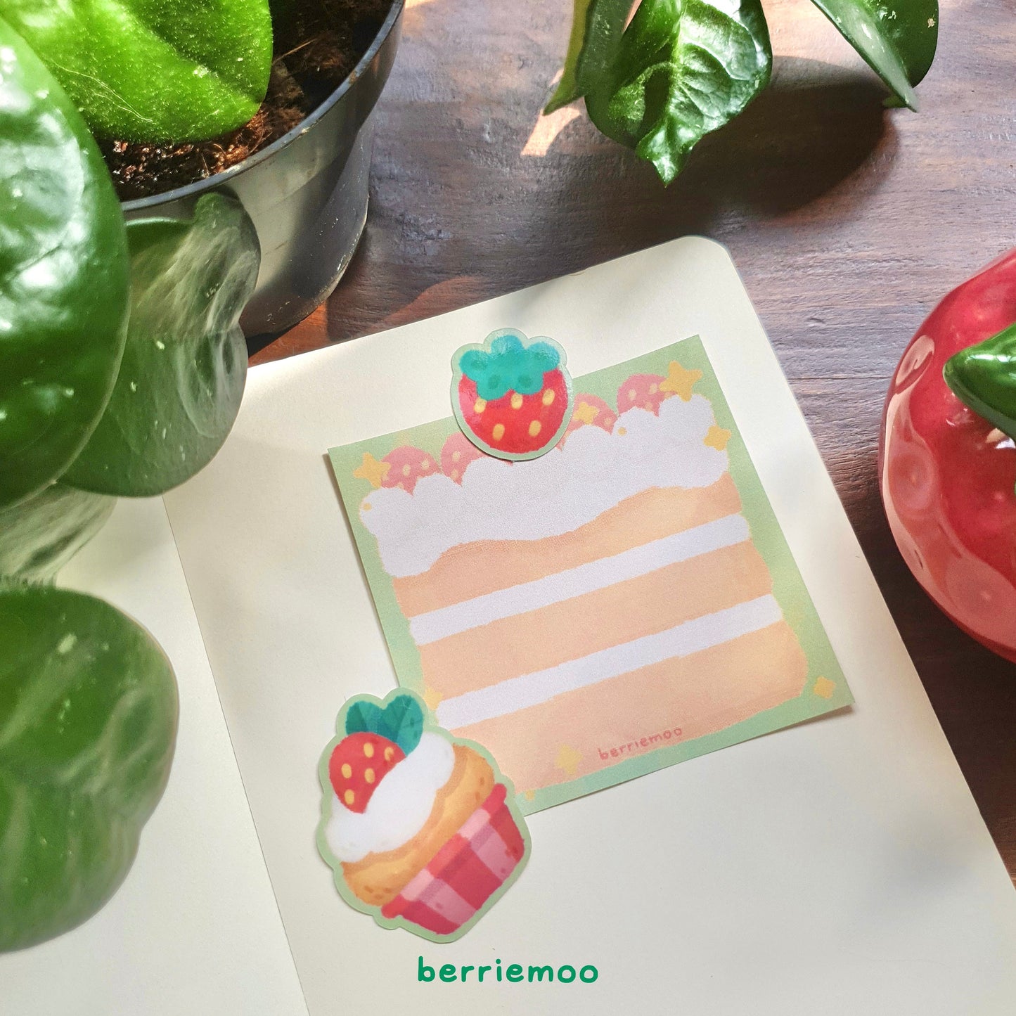 Strawberry Cake - Memosheets